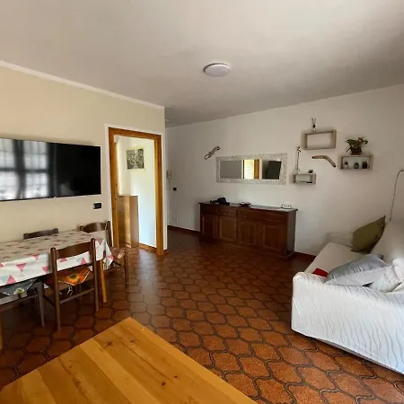 Santa Cristina House